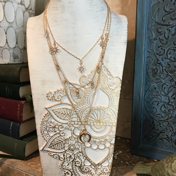 Boho crescent moon & Stars layered choker necklace - Picture 4 of 8